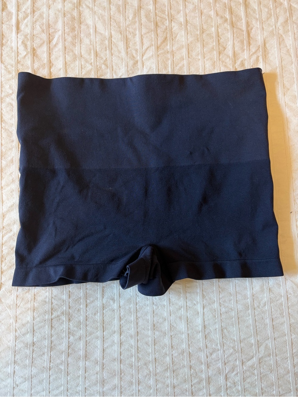 SPANX- size XL black shapewear shorts